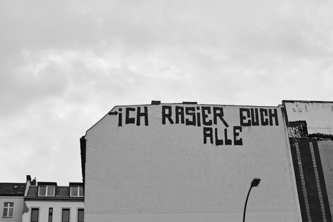 Berlin graffiti black and white street photograhy